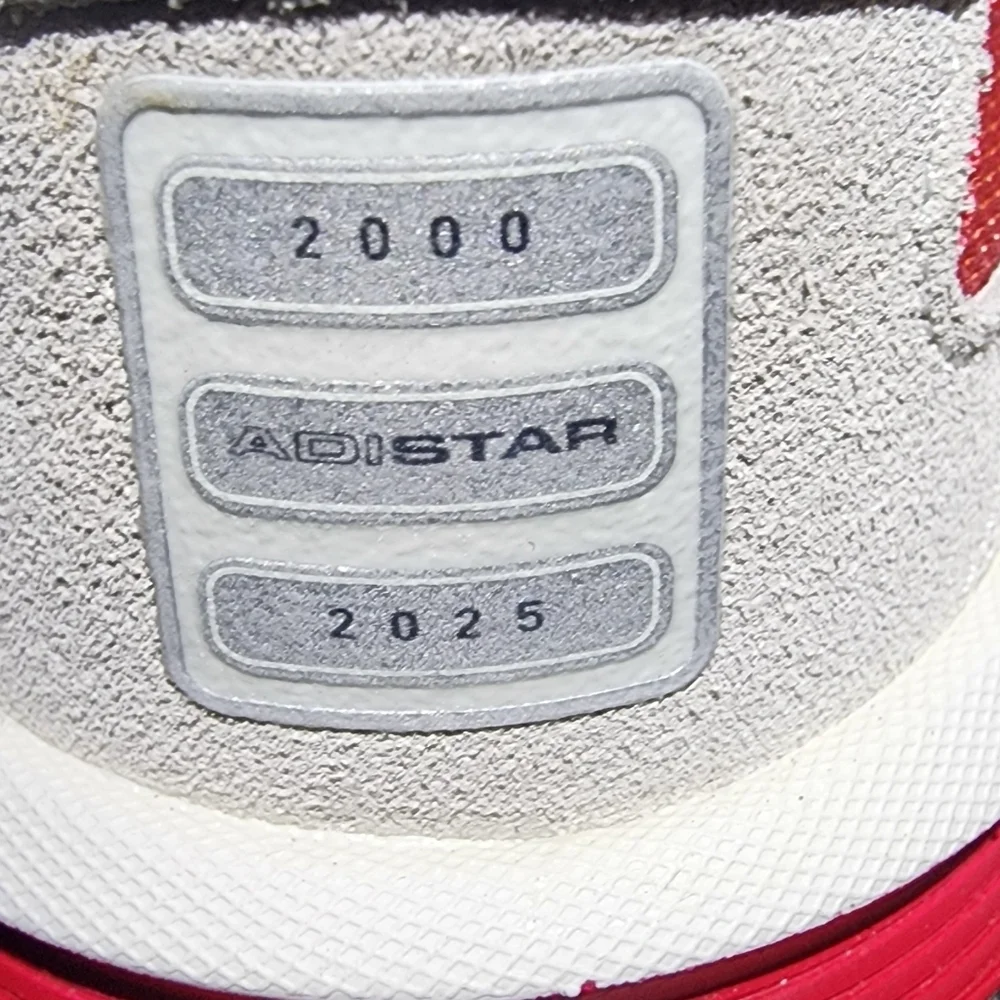 Mens Adistar Hrmy Sneakers In Supplier Colour / Grey Six / Team Victory Red